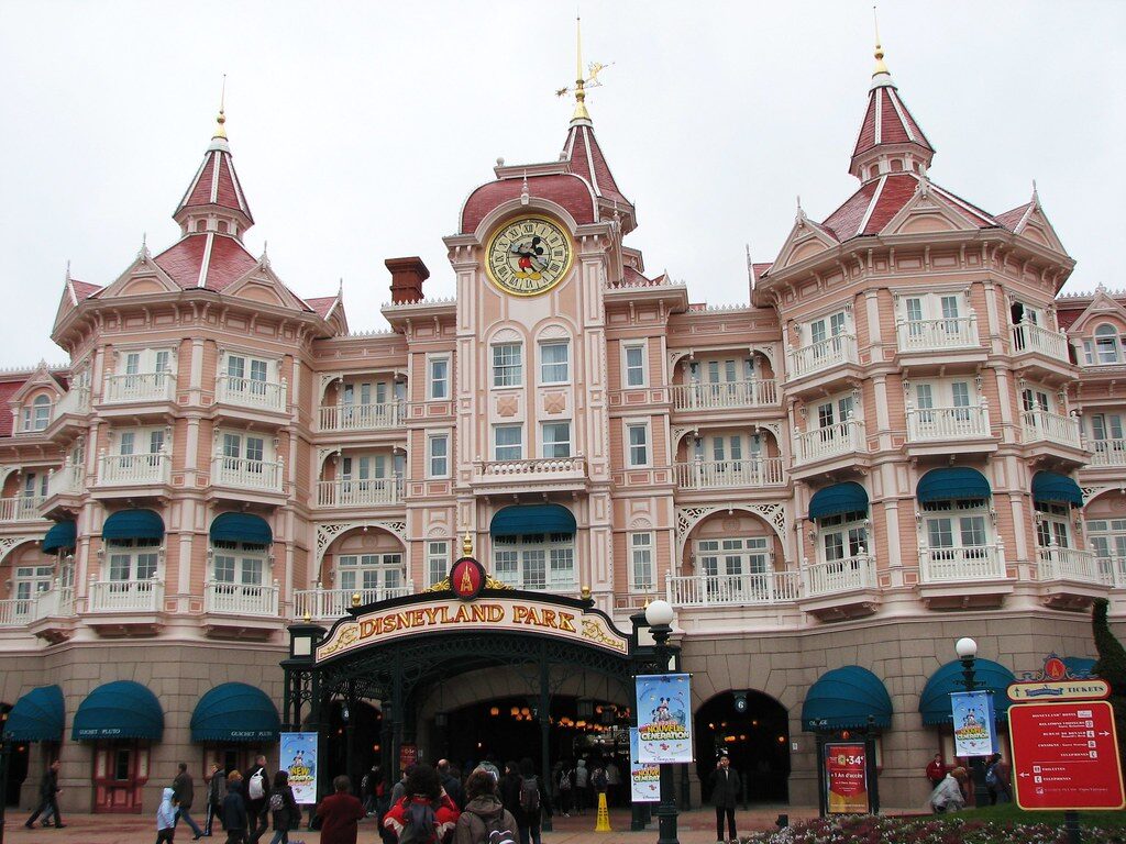 Disneyland Hotel