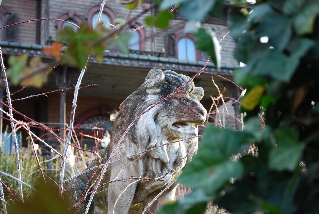 The tragic story of the Ravenswood family