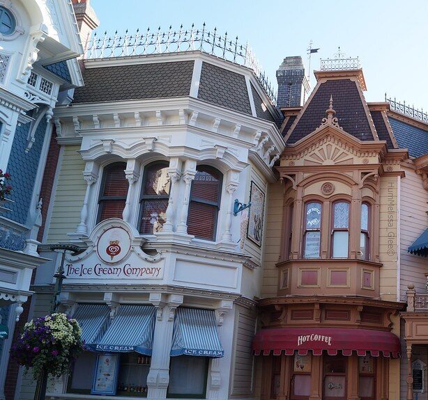 Walt's – an American Restaurant